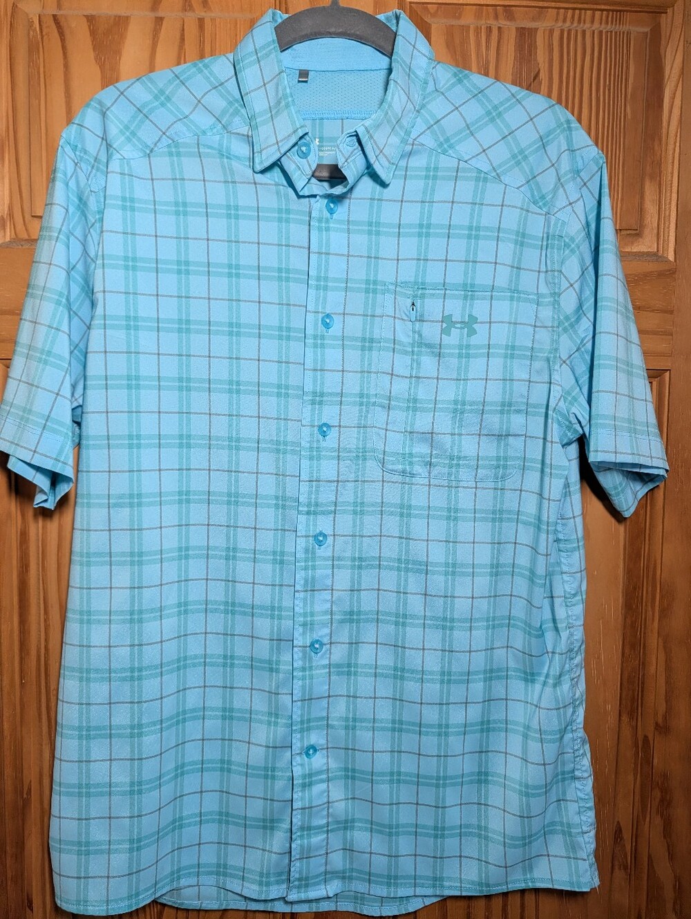 Under Armour Men’s Drift Tide 2.0 Light Blue Fishing Shirt SPF30  Size Medium